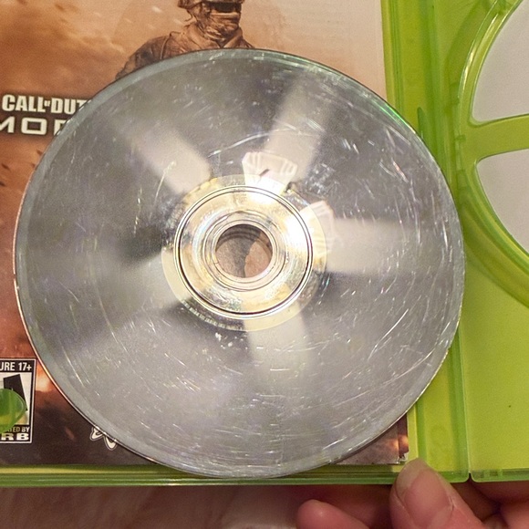 Call of Duty Game Bundle XBox 360 - Picture 3 of 5